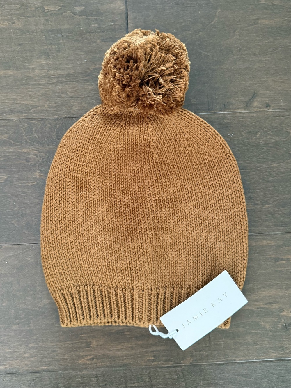 Jamie Kay hat 2Y+ NWT
